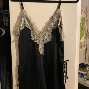 Black silk robe and nightgown set size medium